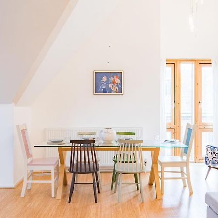 The Loft At Emperor Court By Bloom Stays Canterbury Ngoại thất bức ảnh