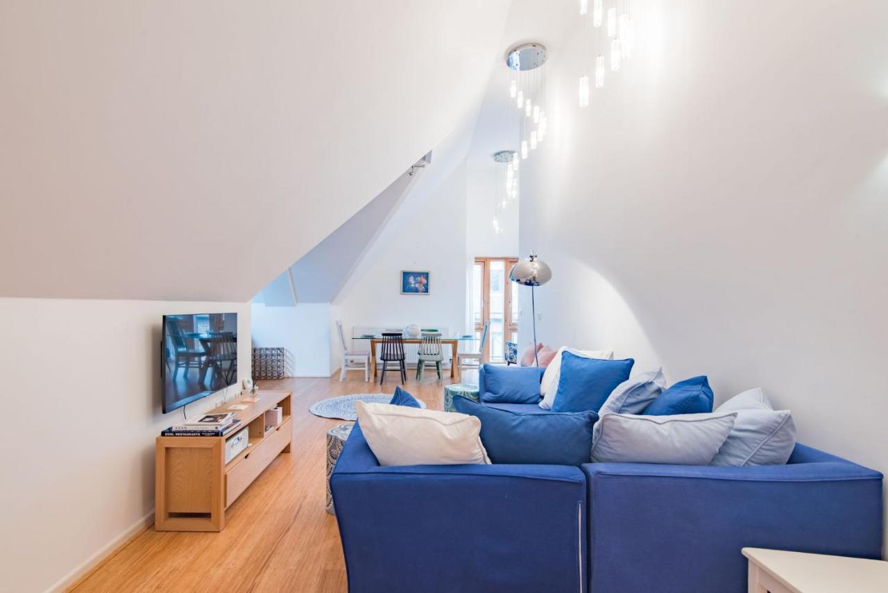 The Loft At Emperor Court By Bloom Stays Canterbury Ngoại thất bức ảnh