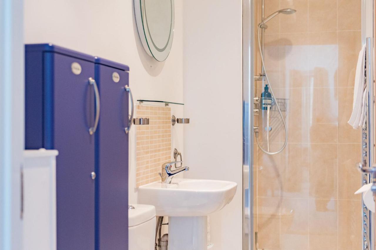 The Loft At Emperor Court By Bloom Stays Canterbury Ngoại thất bức ảnh